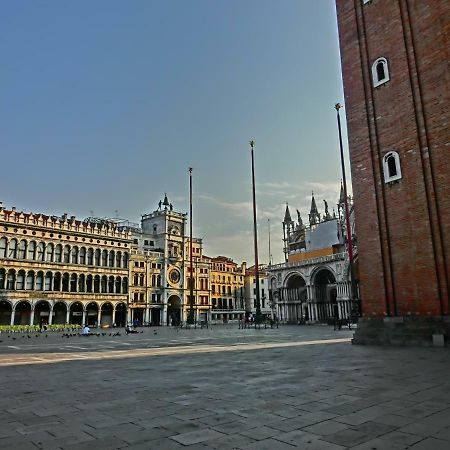 Ferienwohnung Classic Three Minutes From St Marc'S Square Venedig Exterior foto